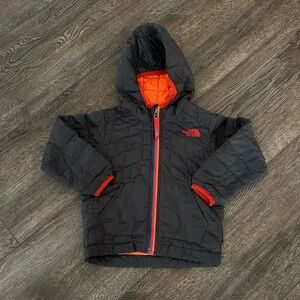 2T The North Face jacket